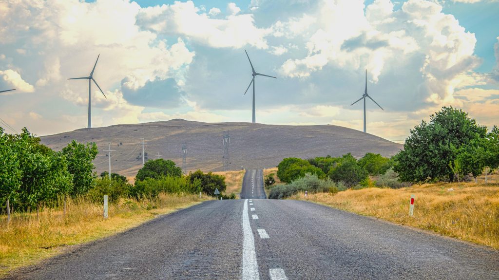 Achieving Sustainability Goals with Cloud Computing: An AWS and Azure Partner’s Perspective